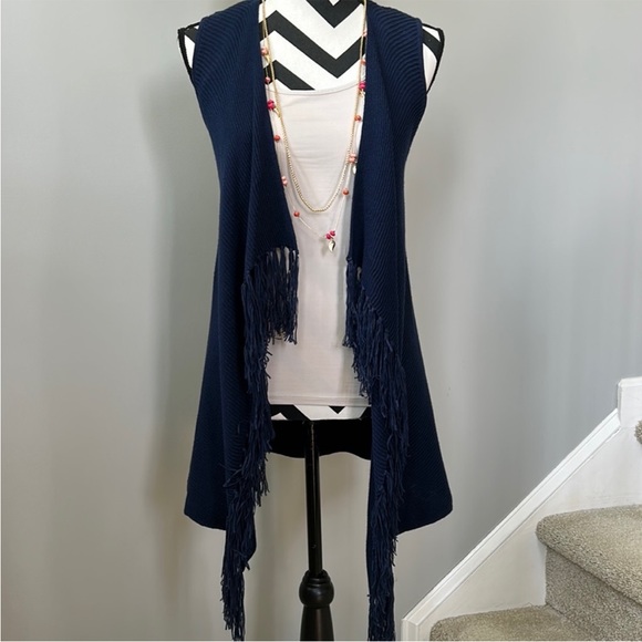 Lilly Pulitzer Andella Sweater Vest in True Navy - Picture 8 of 10